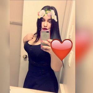 Meet your Posher, Elsa